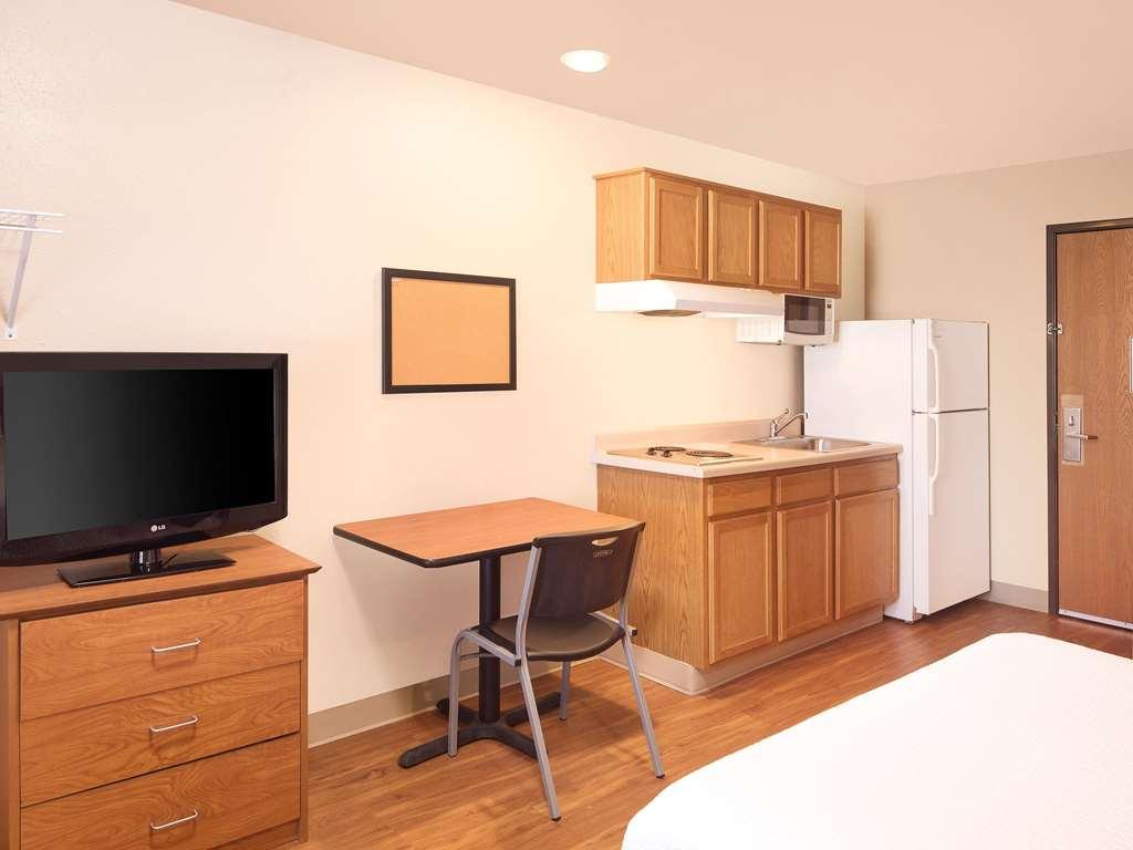 Extended Stay America Select Suites - Wichita - South Δωμάτιο φωτογραφία