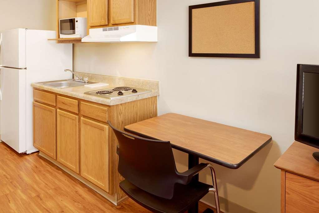 Extended Stay America Select Suites - Wichita - South Δωμάτιο φωτογραφία